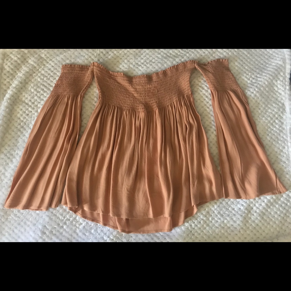 Forever 21 Contemporary Off the Shoulder Woven Top